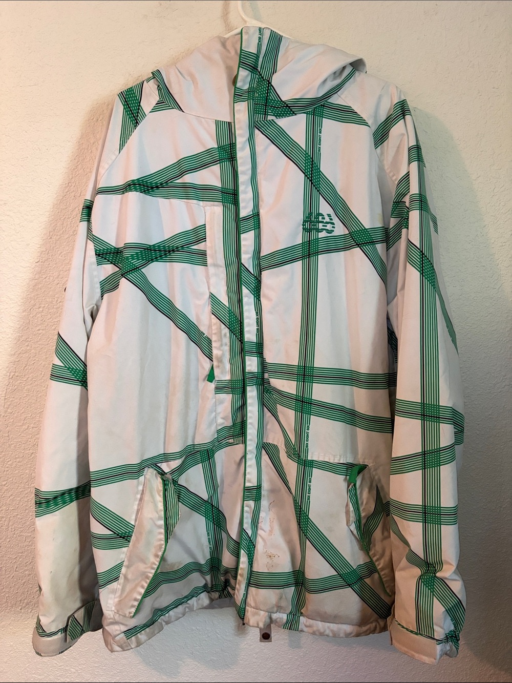 686 White Ski Jacket with Green Plaid